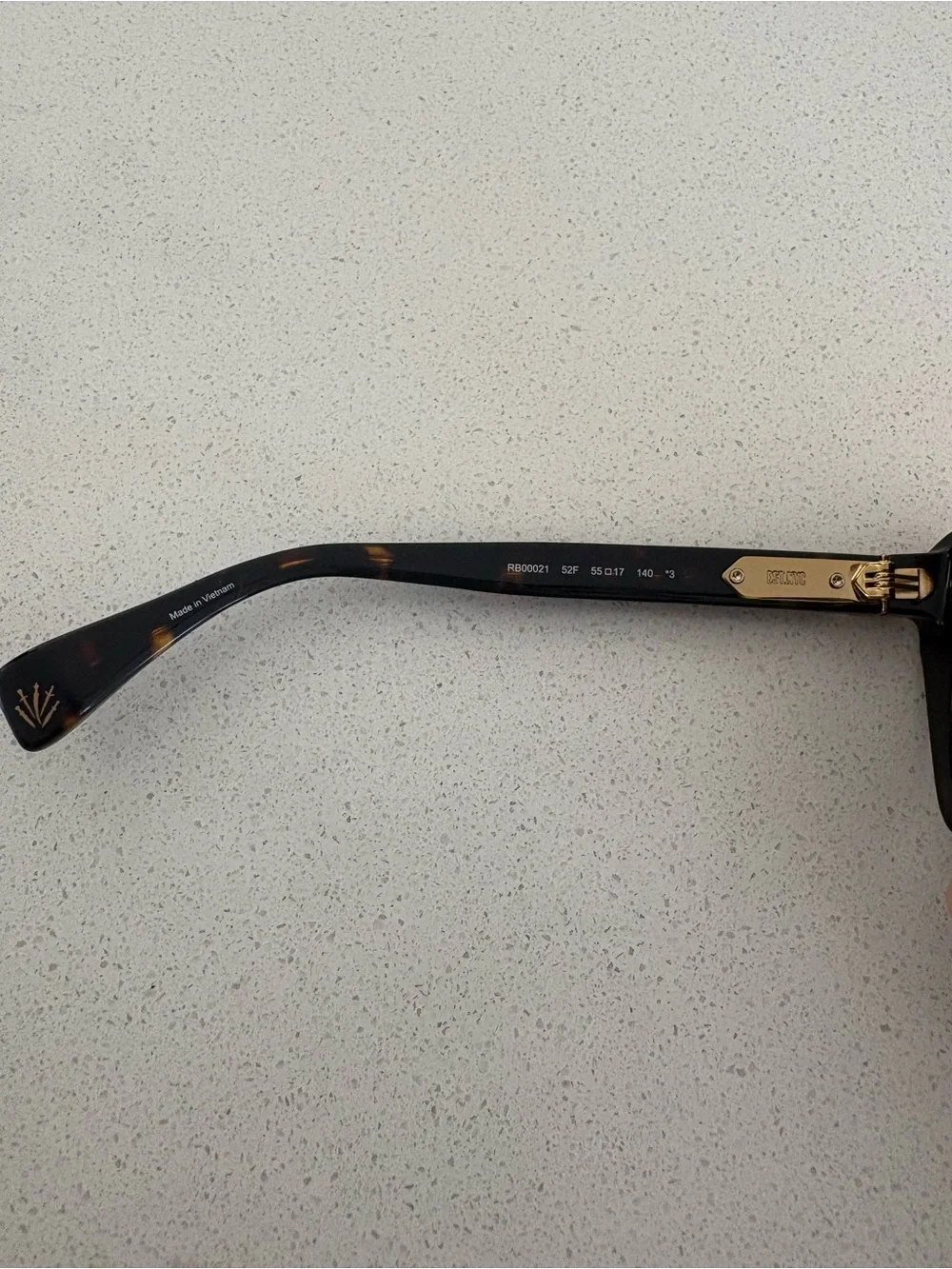 Rag & Bone Avery Square sunglasses